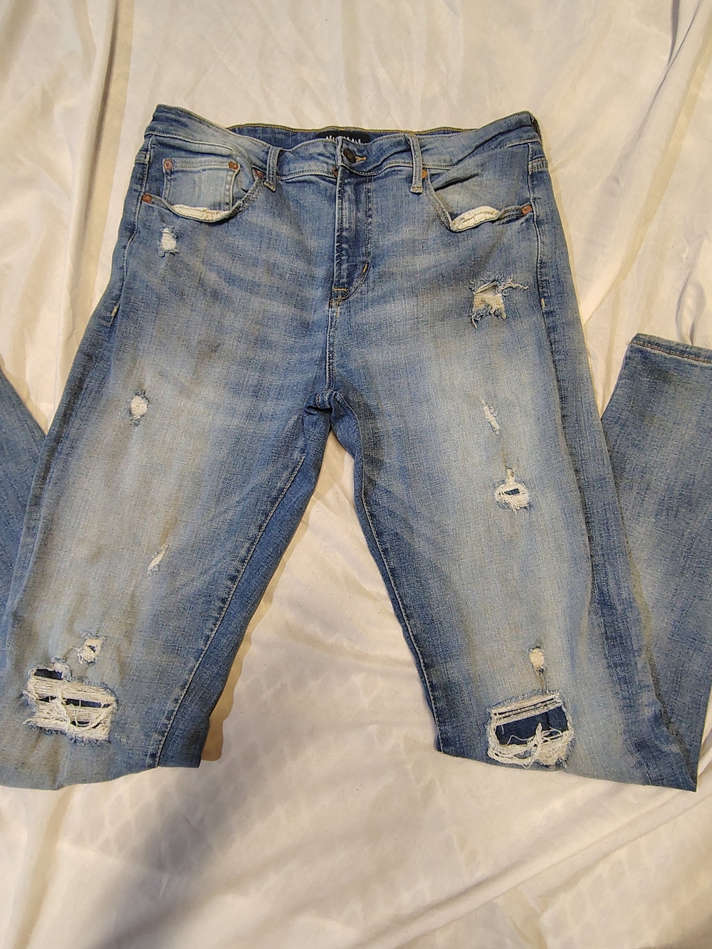 Men's Light Blue Distressed Skinny Jeans